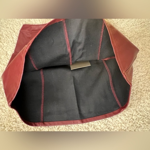 Women’s Medium Blythe Burgundy Leather Skirt NWT - Picture 3 of 7